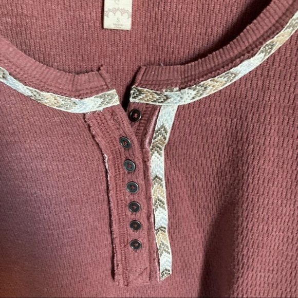 Altar’d State Waffle Shirt Size Small - Picture 5 of 5